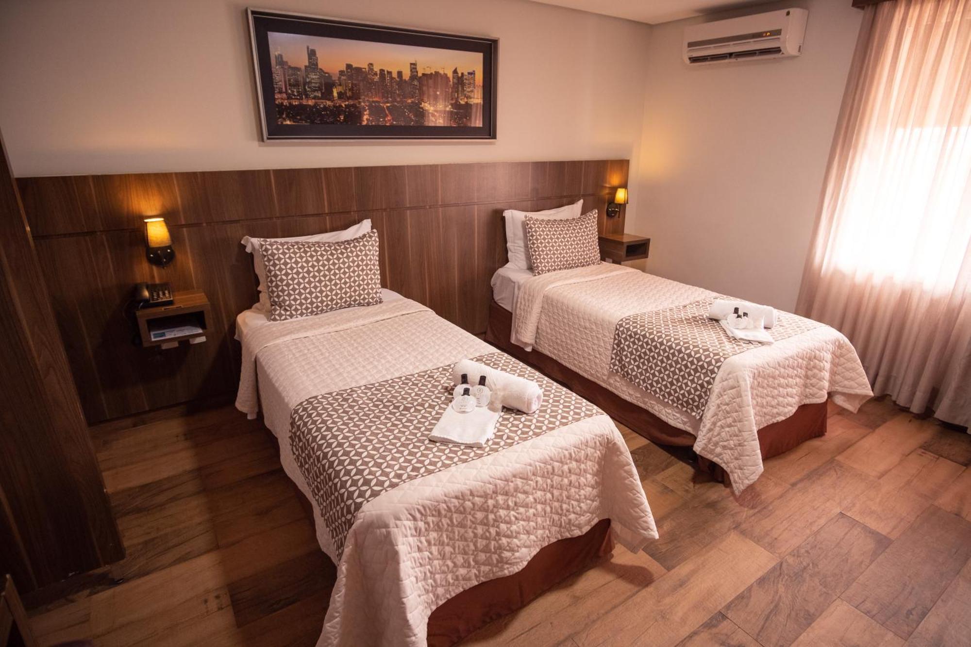 Bragança Paulista Padom Business Hotel מראה חיצוני תמונה