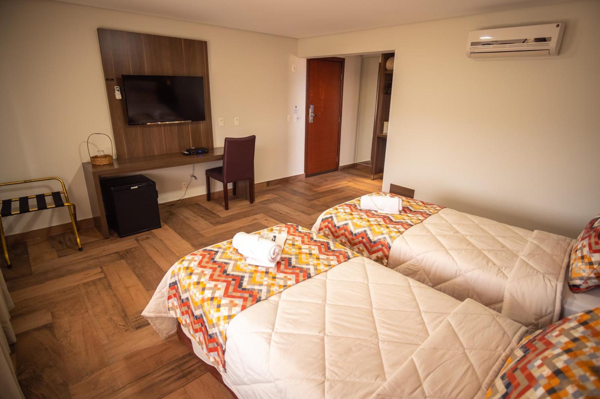Bragança Paulista Padom Business Hotel מראה חיצוני תמונה
