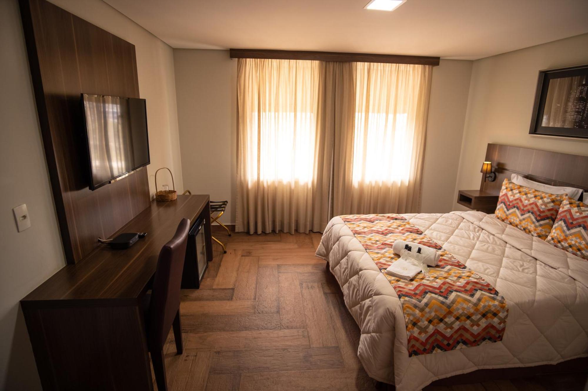 Bragança Paulista Padom Business Hotel מראה חיצוני תמונה